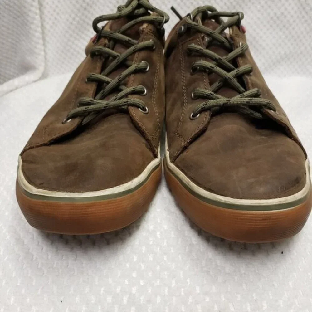 UGG Baysider Grizzley Brown Mens‎ Low Top Sneakers Shoes Size 8 Pre-Owned